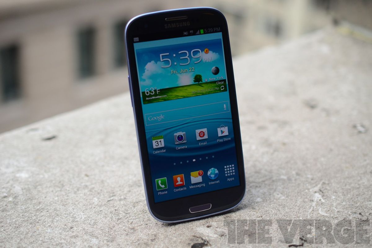 Gallery Photo: Samsung Galaxy S III for T-Mobile hands-on pictures