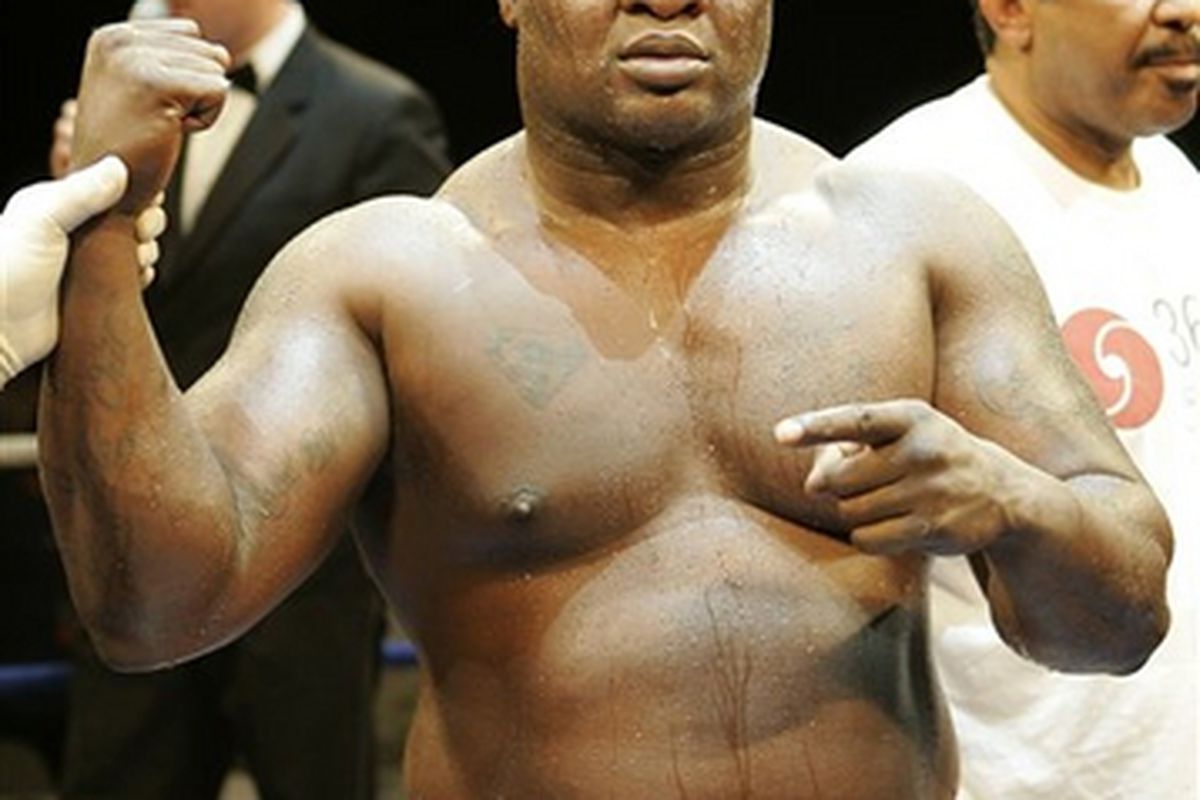 James Toney claims that the Klitschko "sisters" are ducking him and that he's won any half-well regarded heavyweight title. Well... (Photo via <a href="http://www.boxnews.com.ua/photos/417/James-Toney27.jpg">www.boxnews.com.ua</a>)