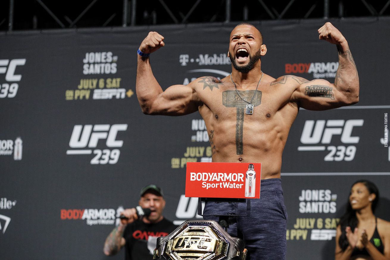 Thiago Santos exits UFC, signs deal to join PFL roster for 2023 season