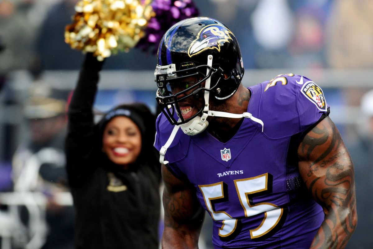 Terrell Suggs has agreed to a four-year extension. 
