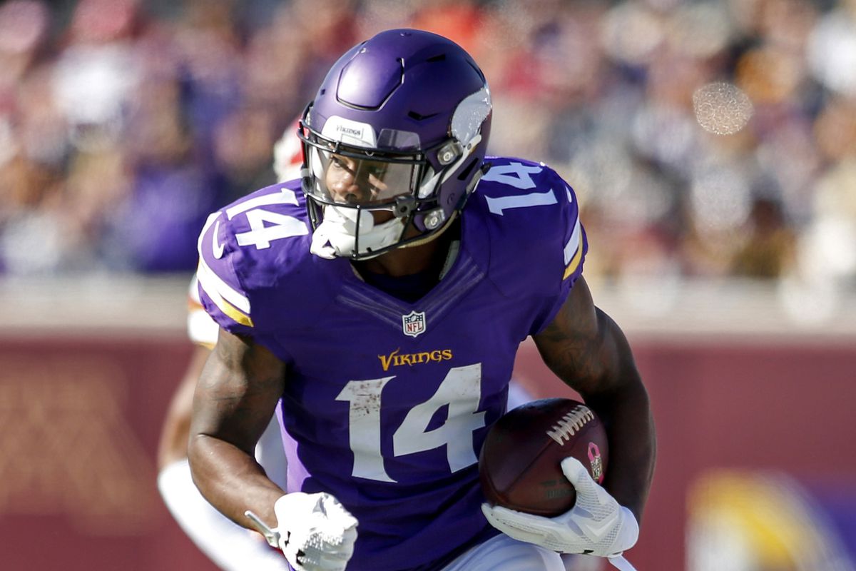 Stefon Diggs was the highest scoring player in fantasy last week with 12.9 standard points.