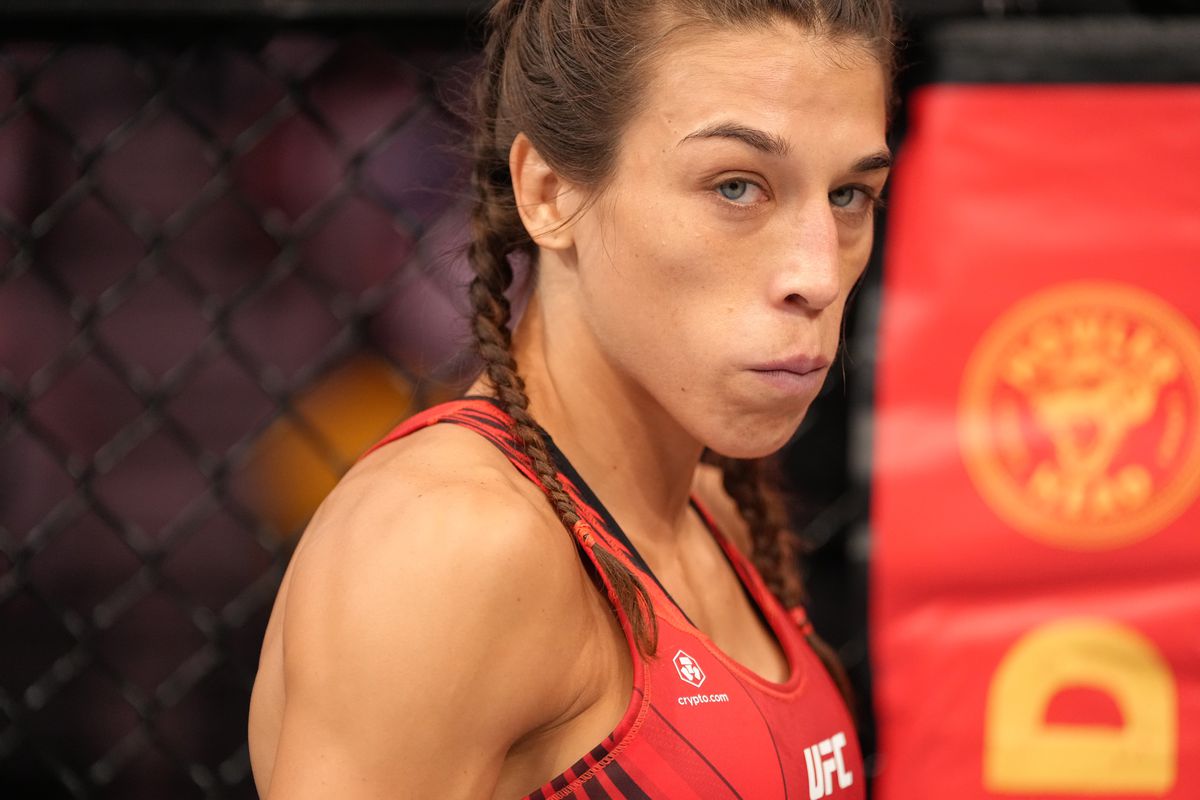 Joanna Jedrzejczyk retired after a loss to Zhang Weili at UFC 275
