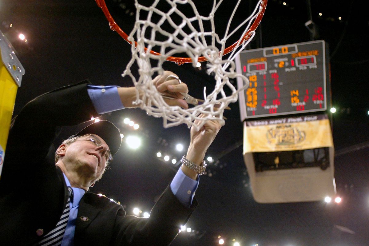 Coach Boeheim cuts down the net