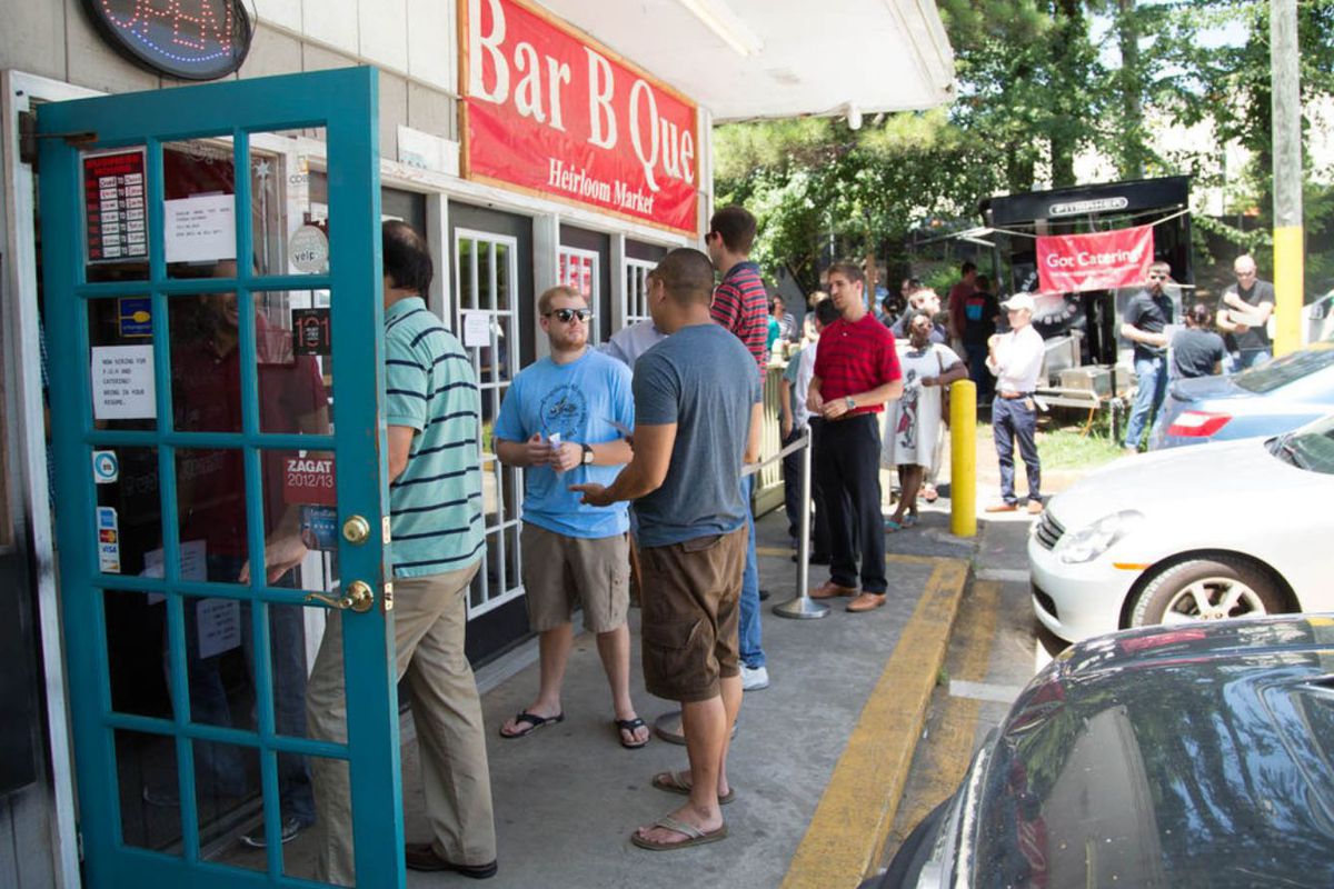 A line of customers outside Heirloom Market BBQ