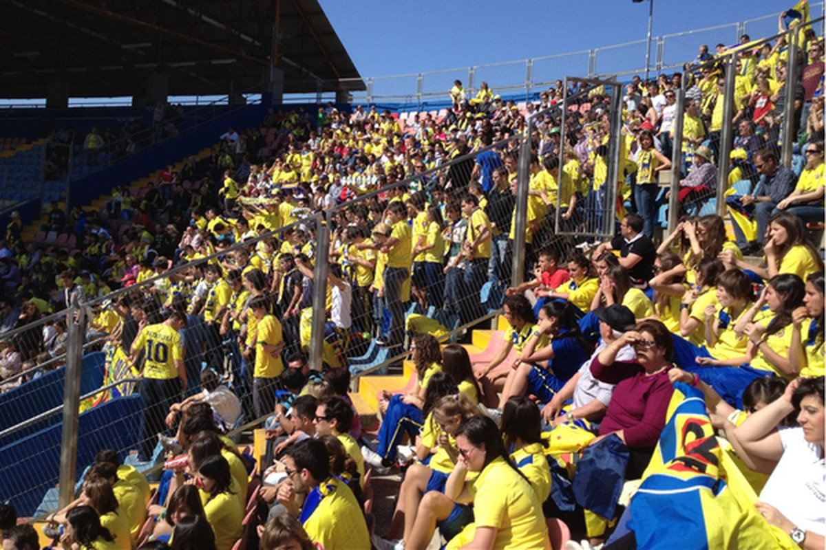 The fans came to Levante, but the team let them down.  How will the Submarine fare at home against the league leaders?