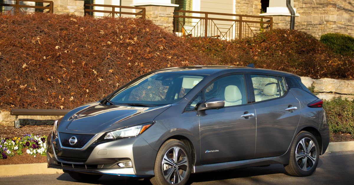Read more about the article Nissan Leaf EV pioneer and sales dud is reportedly on the chopping block – The Verge
