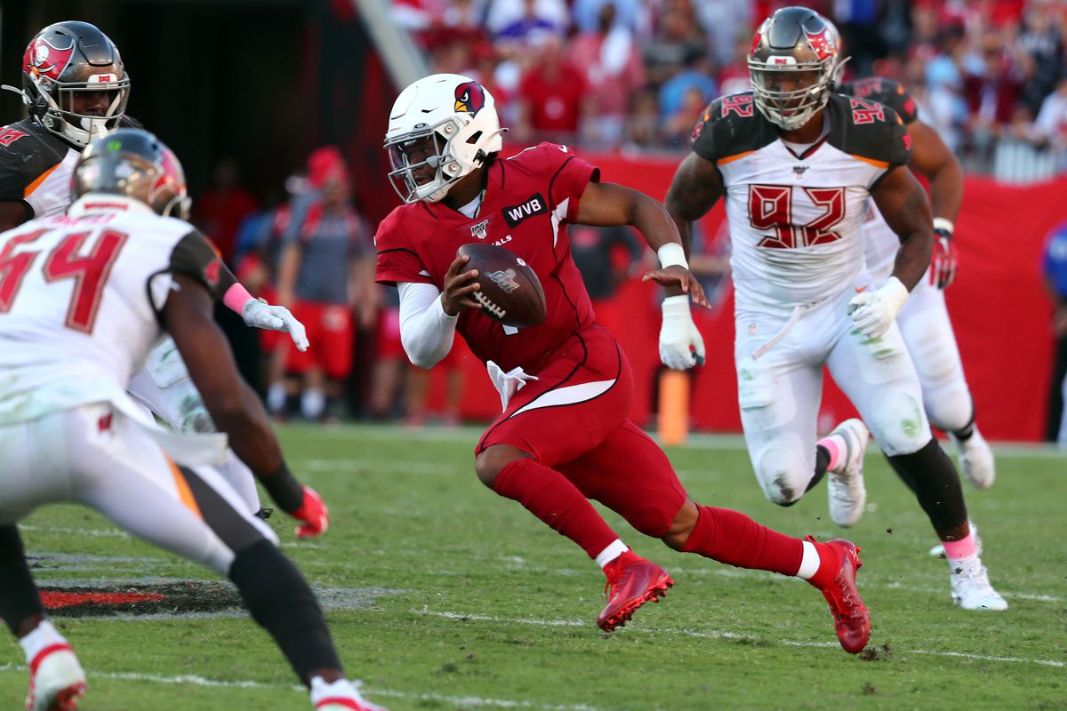 Arizona Cardinals quarterback Kyler Murray runs with the ball against the Tampa Bay Buccaneers during the second half at Raymond James Stadium.