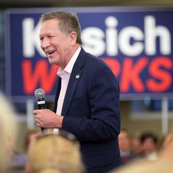 Ohio Gov. John Kasich speaks at a Town Hall meeting in the Guest House at the University of Utah Friday, March 18, 2016.