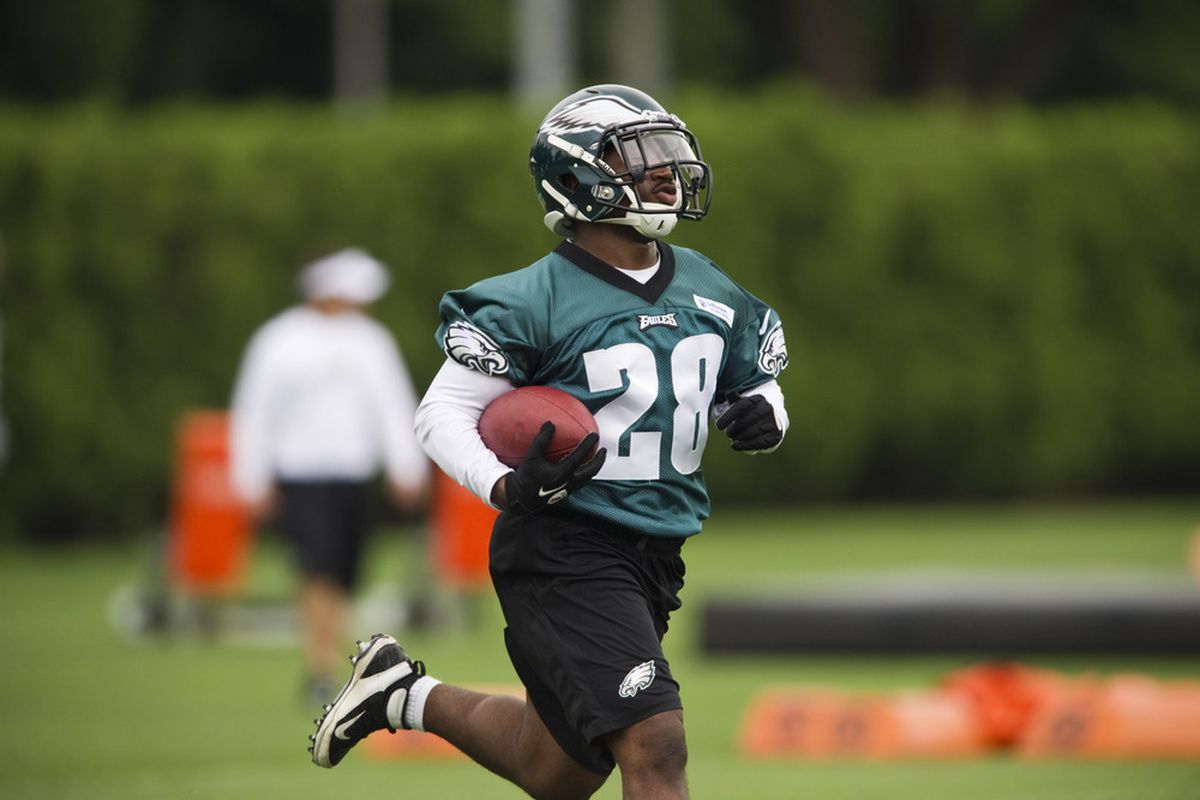 May 22, 2012; Philadelphia, PA, USA; Philadelphia Eagles running back Dion Lewis (28) carries the ball during organized team activities at the Philadelphia Eagles NovaCare Complex. Mandatory Credit: Howard Smith-US PRESSWIRE
