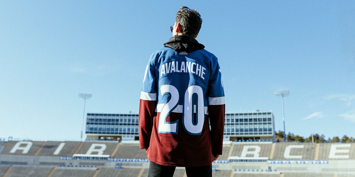 Avalanche announce Stadium Series, unveil jersey —