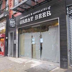 Top Hops via <A href="http://www.boweryboogie.com/2011/12/update-top-hops-beer-shop-at-94-orchard-street/">BB</a>
