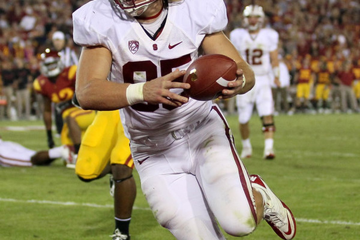 Ryan Hewitt had five TD receptions in 2011, including this one against USC.