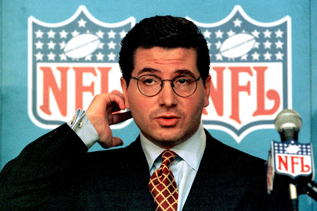 Daniel M. Snyder talks at a press conference after the NFL approved his 800 million USD purchase of the Washington Redskins at an NFL meeting in Atlanta, GA 25 May, 1999. The NFL’s 31 team owners unanimously approved the sale of the team and Jack Kent Cooke Stadium in Wahington, DC. AFP PHOTO