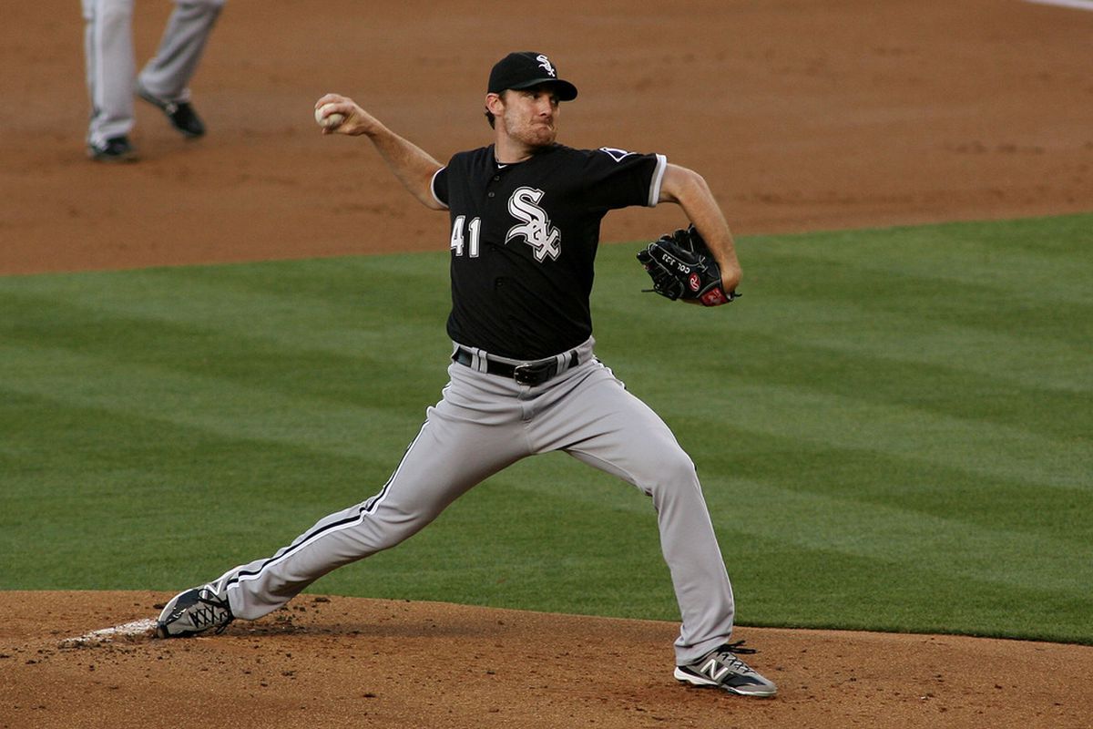 LOS ANGELES, CA - JUNE 16:  Philip Humber #41 of the Chicago White Sox pitches against the Los Angeles Dodgers in the first inning at Dodger Stadium on June 16, 2012 in Los Angeles, California.  (Photo by Jeff Golden/Getty Images)