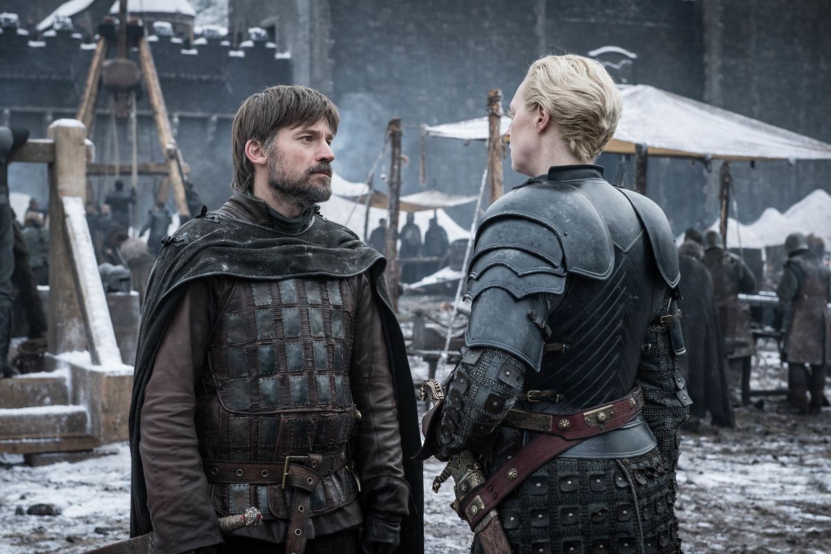Jaime and Brienne talk in the yard at Winterfell
