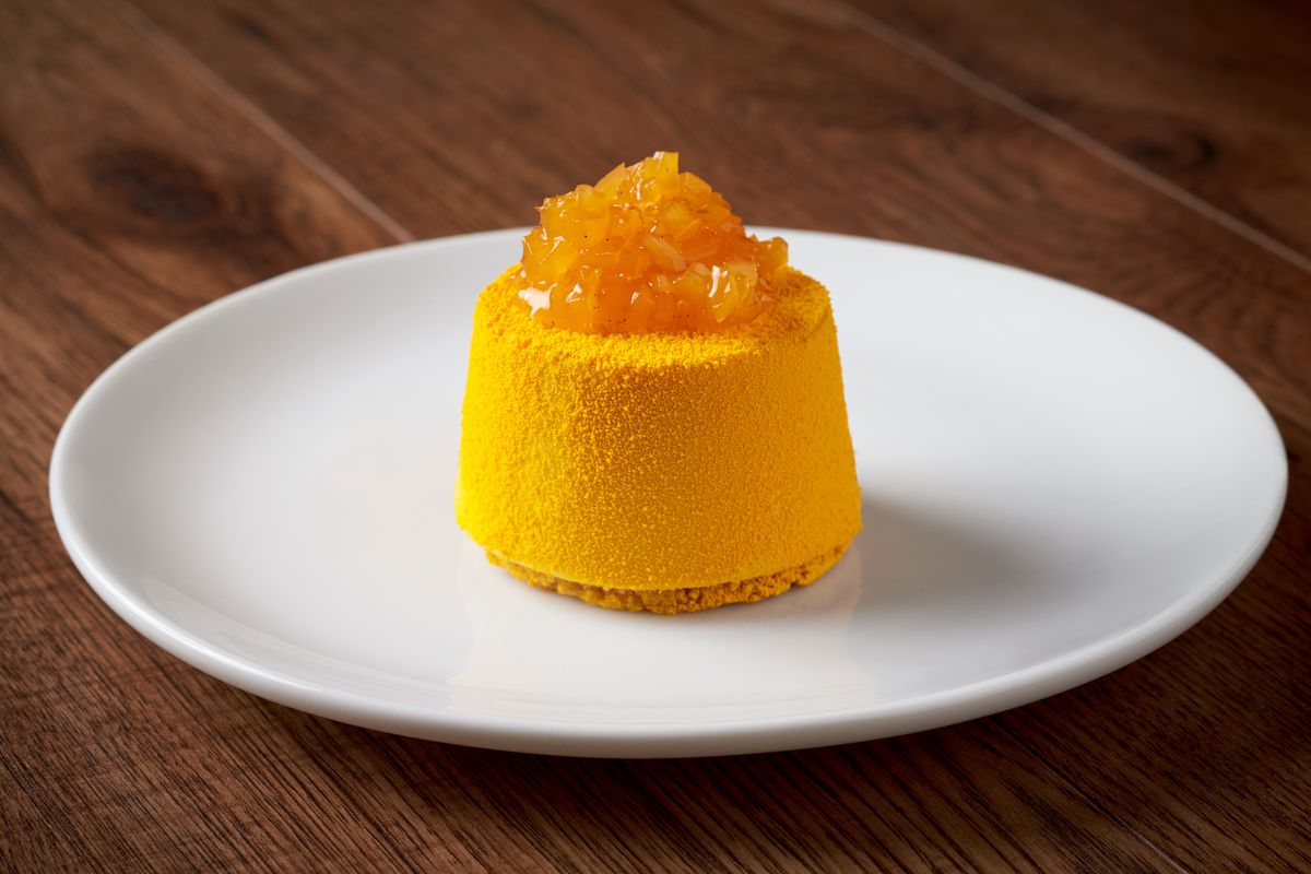 A mango-topped cheesecake