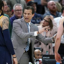 Utah Jazz head coach Quin Snyder directs guard Ricky Rubio (3) and forward Joe Ingles (2) in the final seconds of the game against the Atlanta Hawks at Vivint Smart Home Arena in Salt Lake City on Tuesday, March 20, 2018.