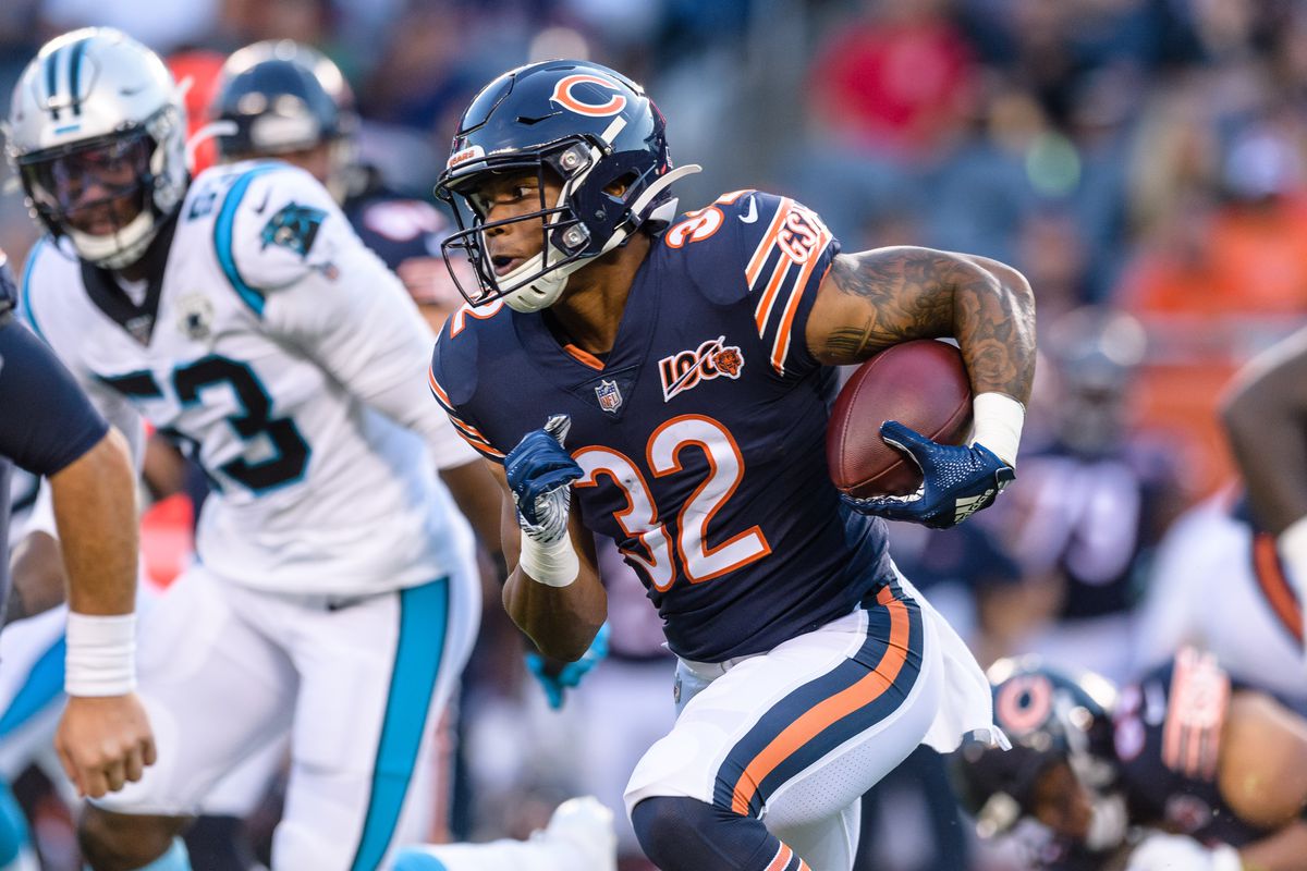 Chicago Bears running back David Montgomery runs the ball against the Carolina Panthers during the first quarter at Soldier Field.