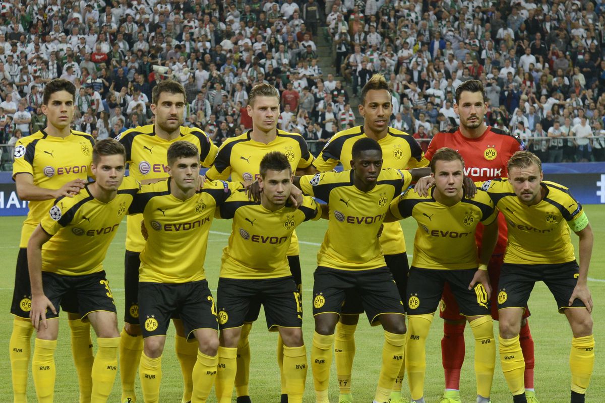 Legia Warszawa v Borussia Dortmund - UEFA Champions League
