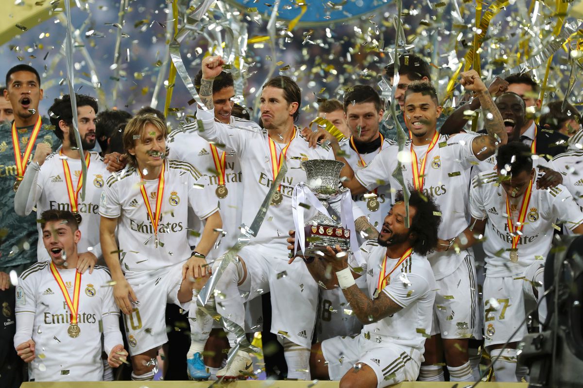Real Madrid v Club Atletico de Madrid - Supercopa de Espana Final