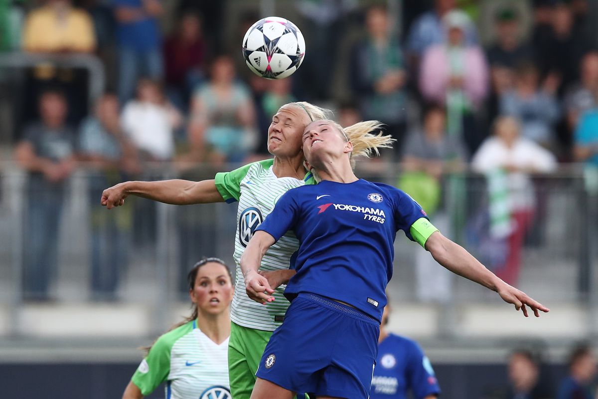 VfL Wolfsburg Women's v FC Chelsea Women's - Women's UEFA Champions League Semi Final Second Leg