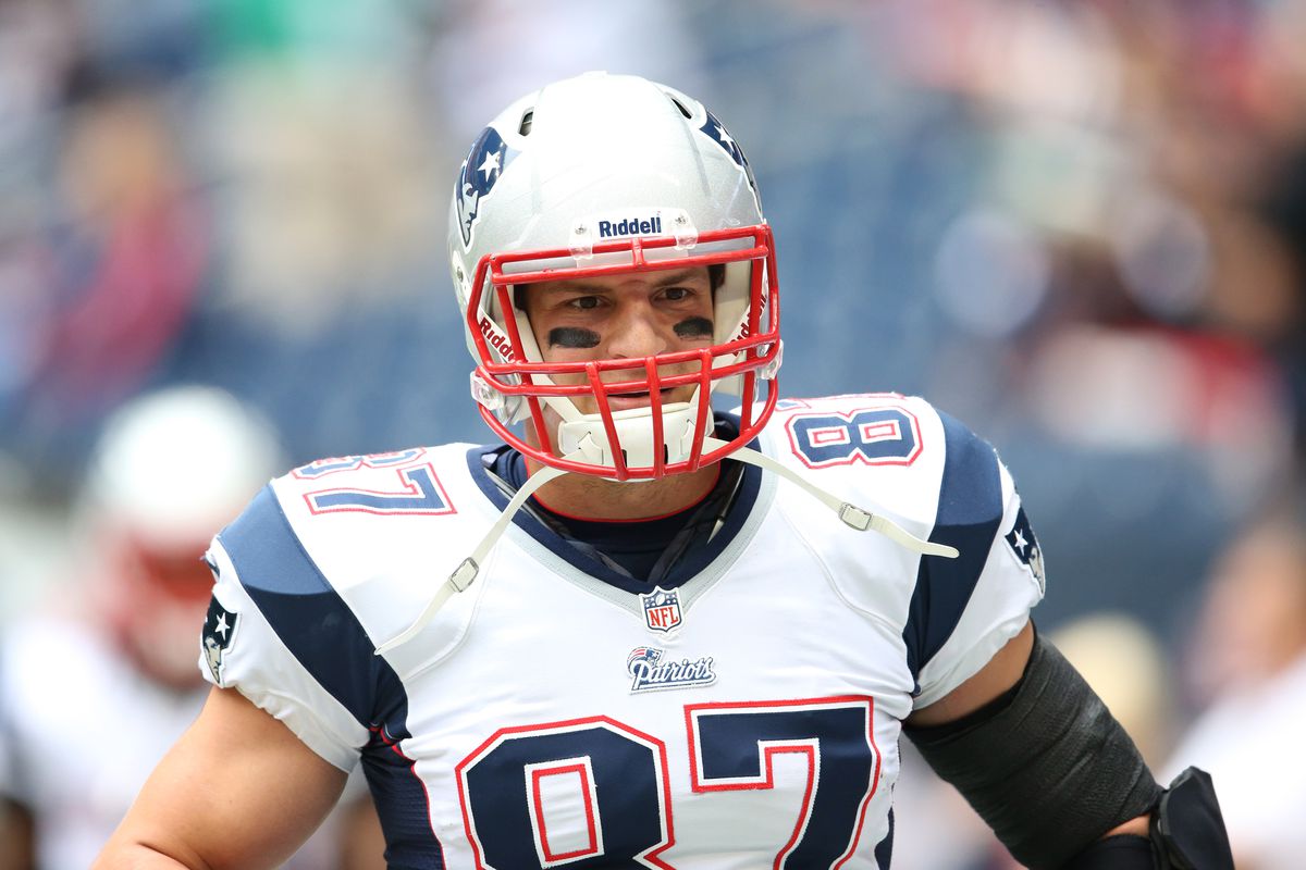 Rob Gronkowski - 6'6" 265 lbs - could have a bookend in TE Justin Jones - 6'8" 274 lbs
