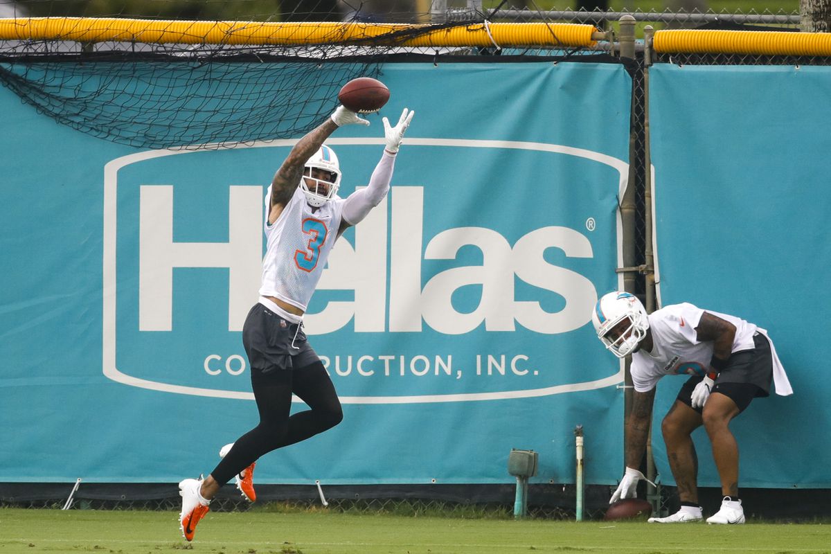 Miami Dolphins wide receiver Will Fuller (3) makes a catch during minicamp at Baptist Health Training Facility. Mandatory Credit: Sam Navarro