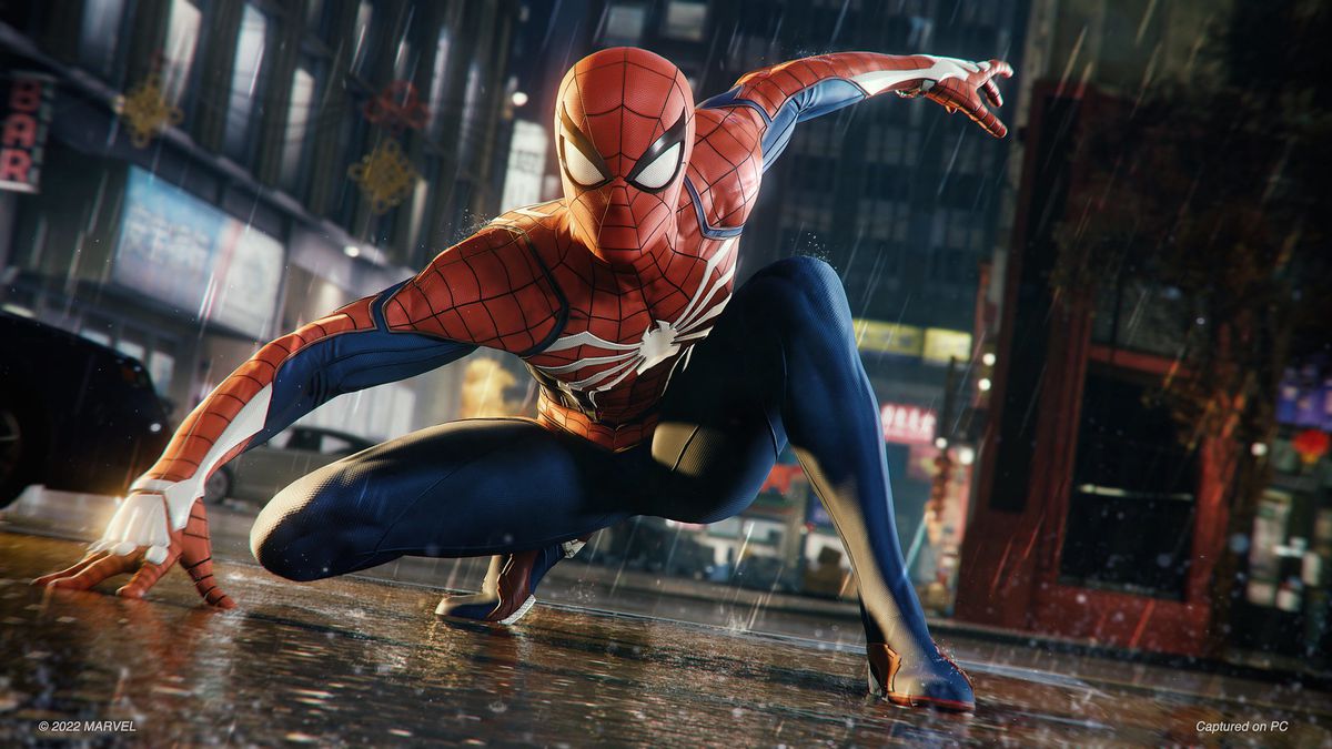 Spider-Man poses on the streets of New York on PC