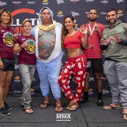 Ilima-Lei Macfarlane poses with her team after Bellator 201 weigh-ins.