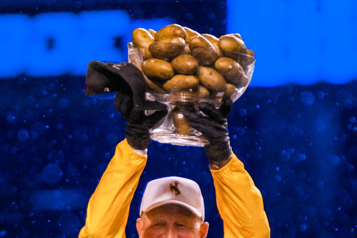Potato Bowl, Wyoming vs. Central Michigan