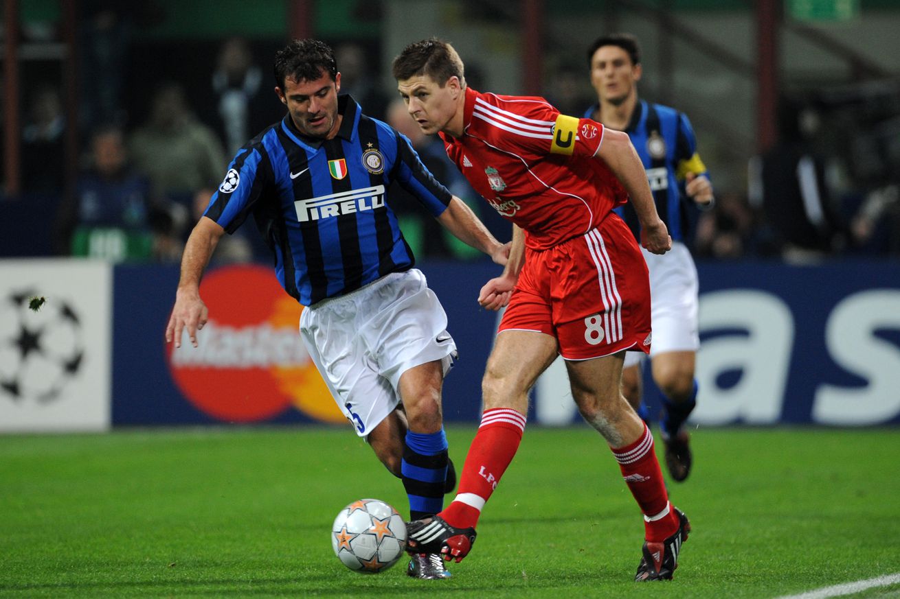 Inter Milan v Liverpool - UEFA Champions League Round of 16 2nd Leg