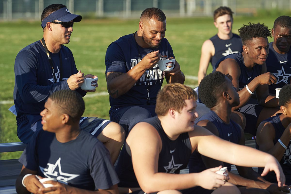 NFL player, Dak Prescott, Surprises Dallas High School Football Team with Campbell’s Chunky Soup