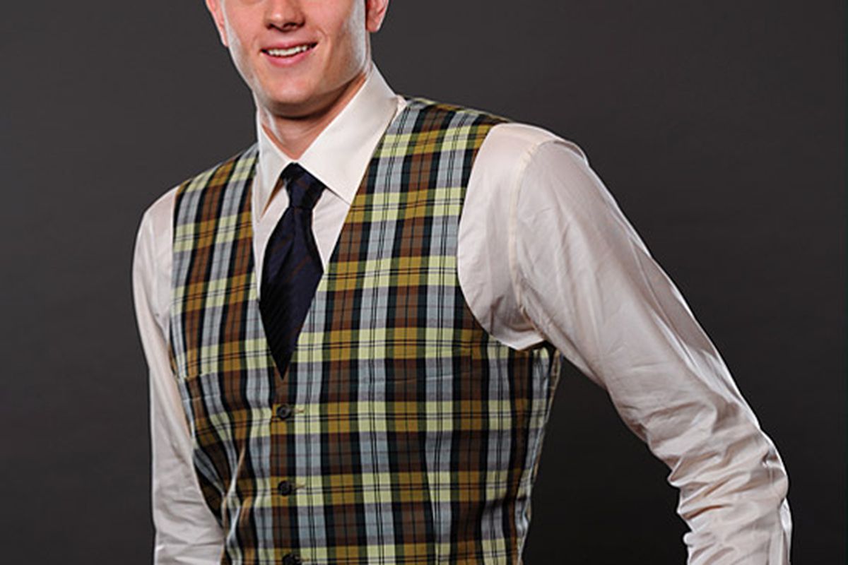 Tell me you don't like that vest and I won't believe you.  Classy Cole Aldrich.