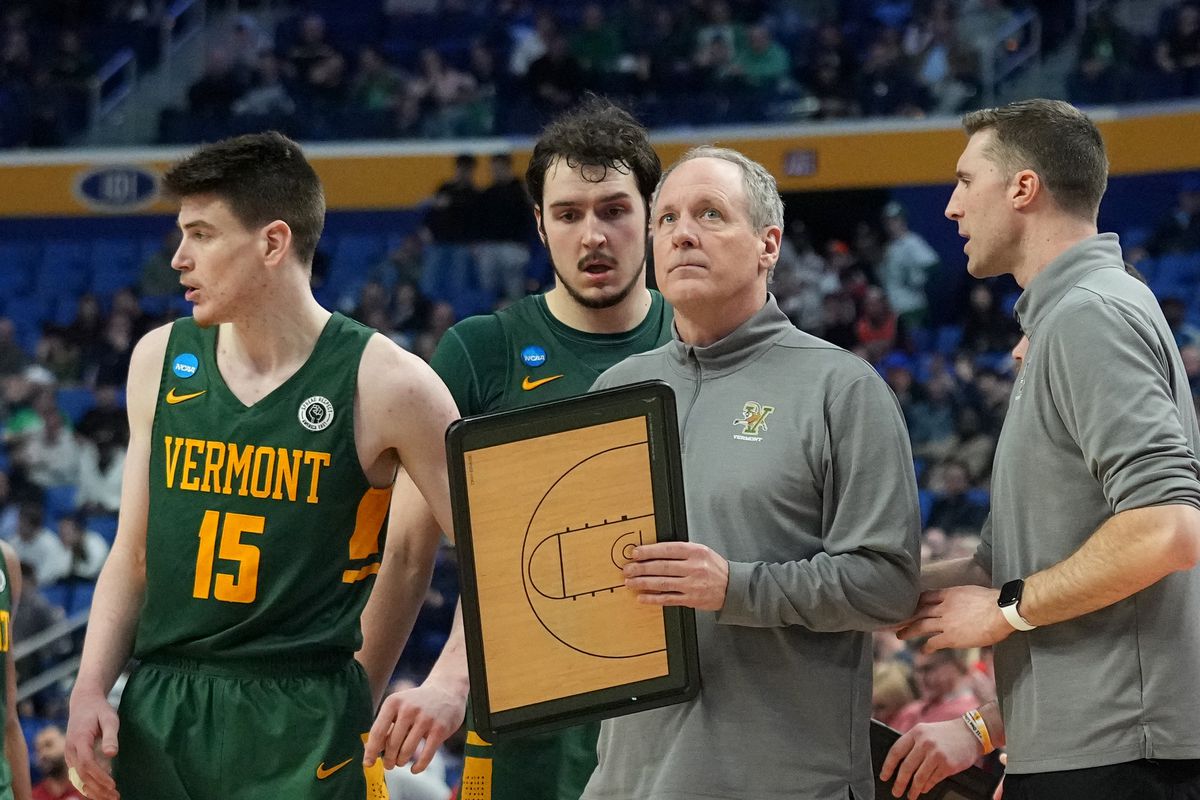 The Inquisition Q&A: On All Things Marquette vs Vermont W/ Vermont Cubs Fan  - Anonymous Eagle