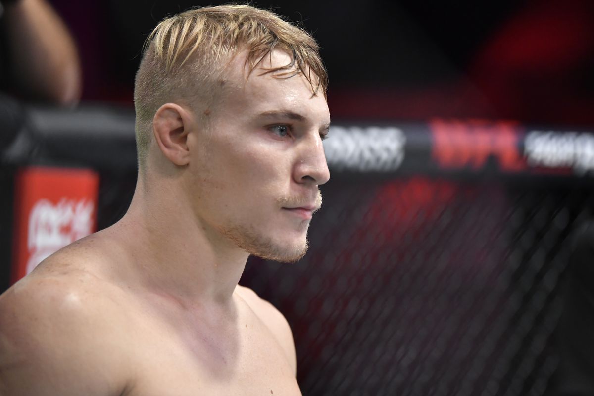 A.J. Fletcher earned a UFC contract with a flying knee knockout on Tuesday. 
