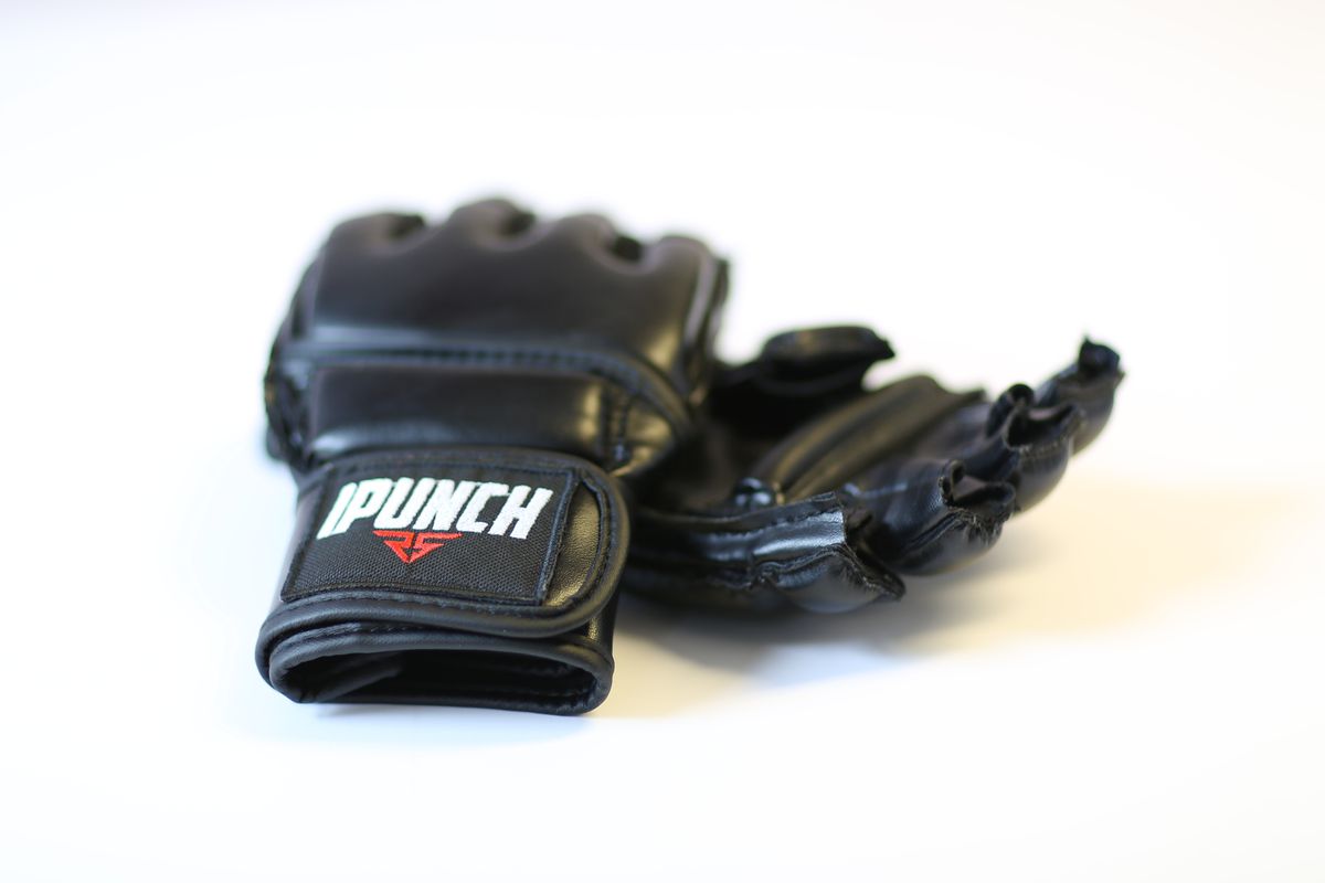 iPunch gloves