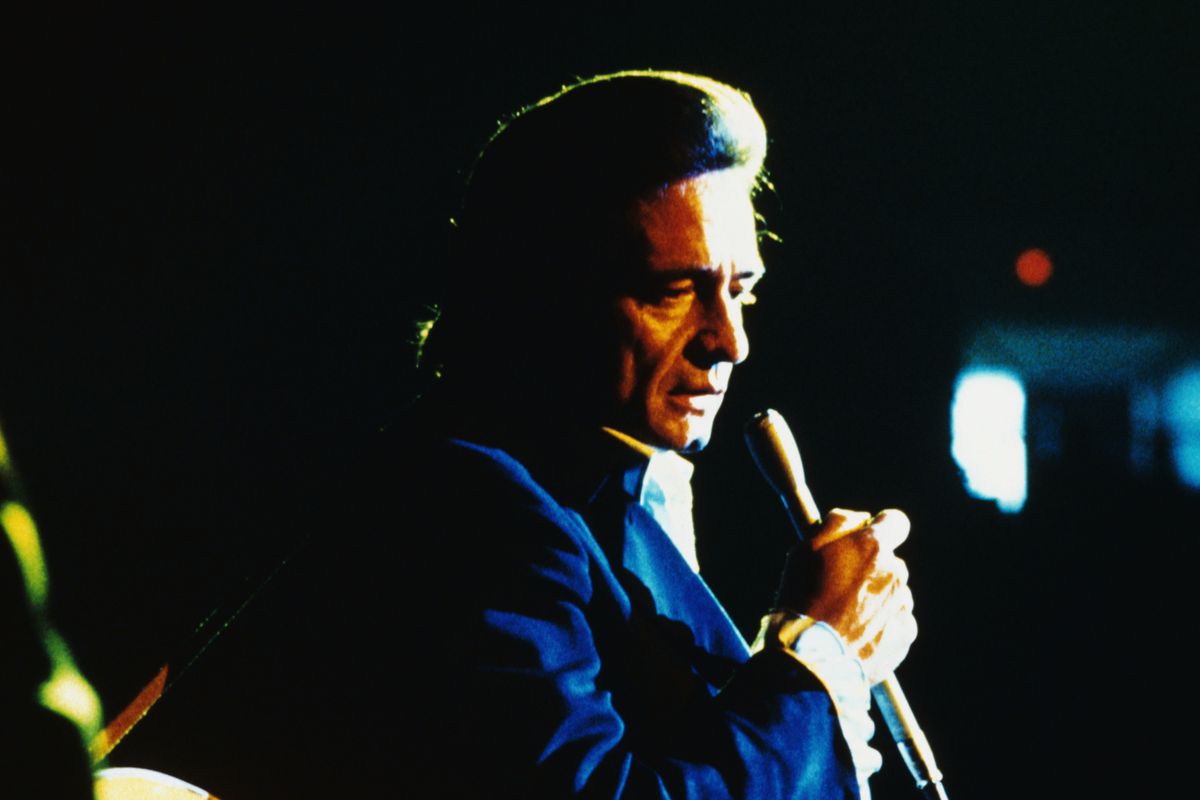 Johnny Cash Singing
