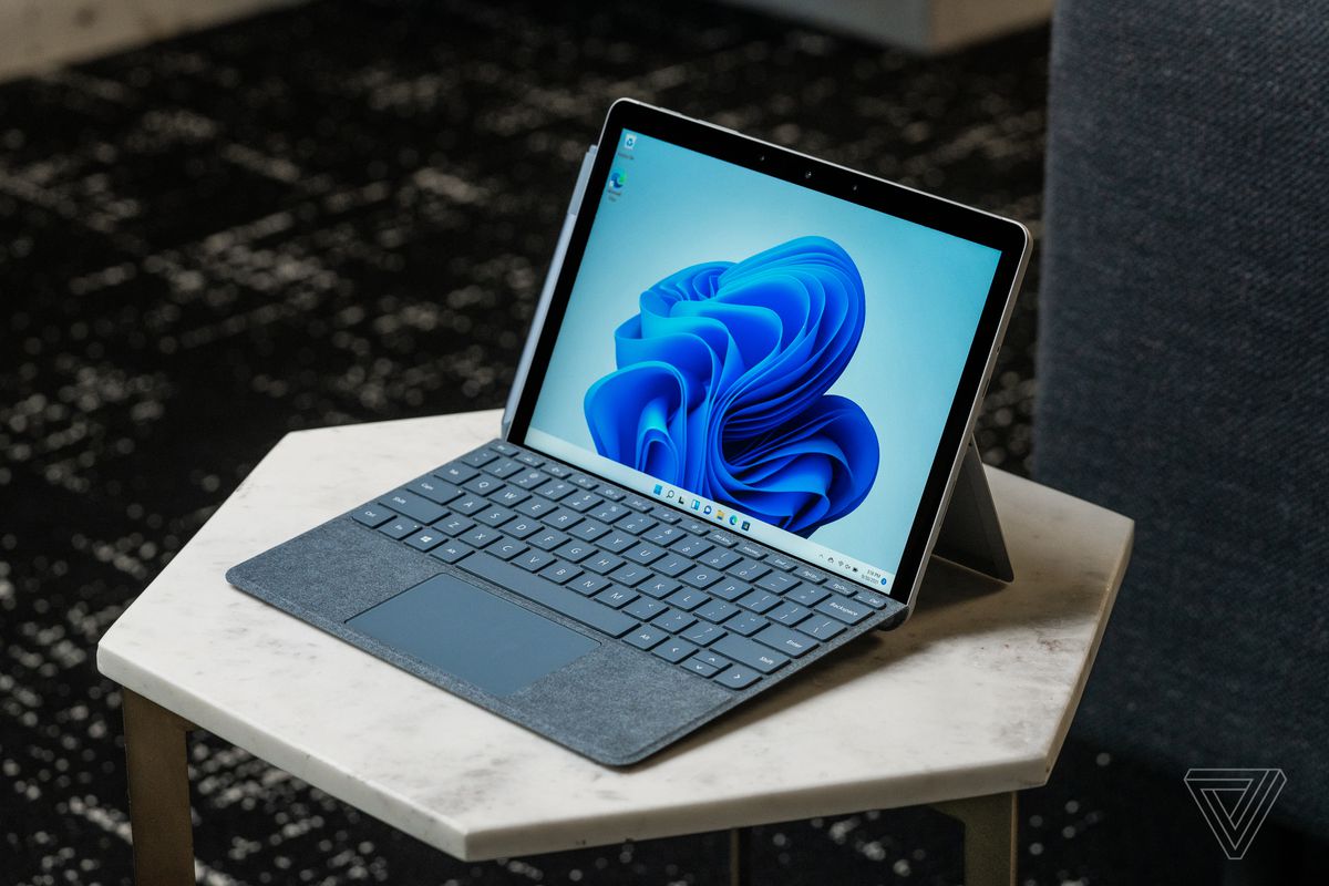 The Go 3 looks just like a tiny Surface Pro
