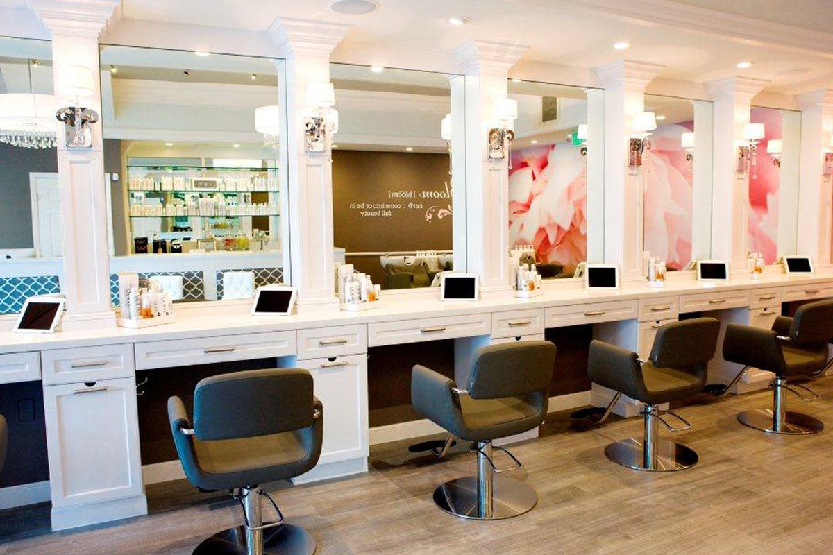 Styling stations at the newly-opened Bloom Blow Dry Bar. Courtesy image.