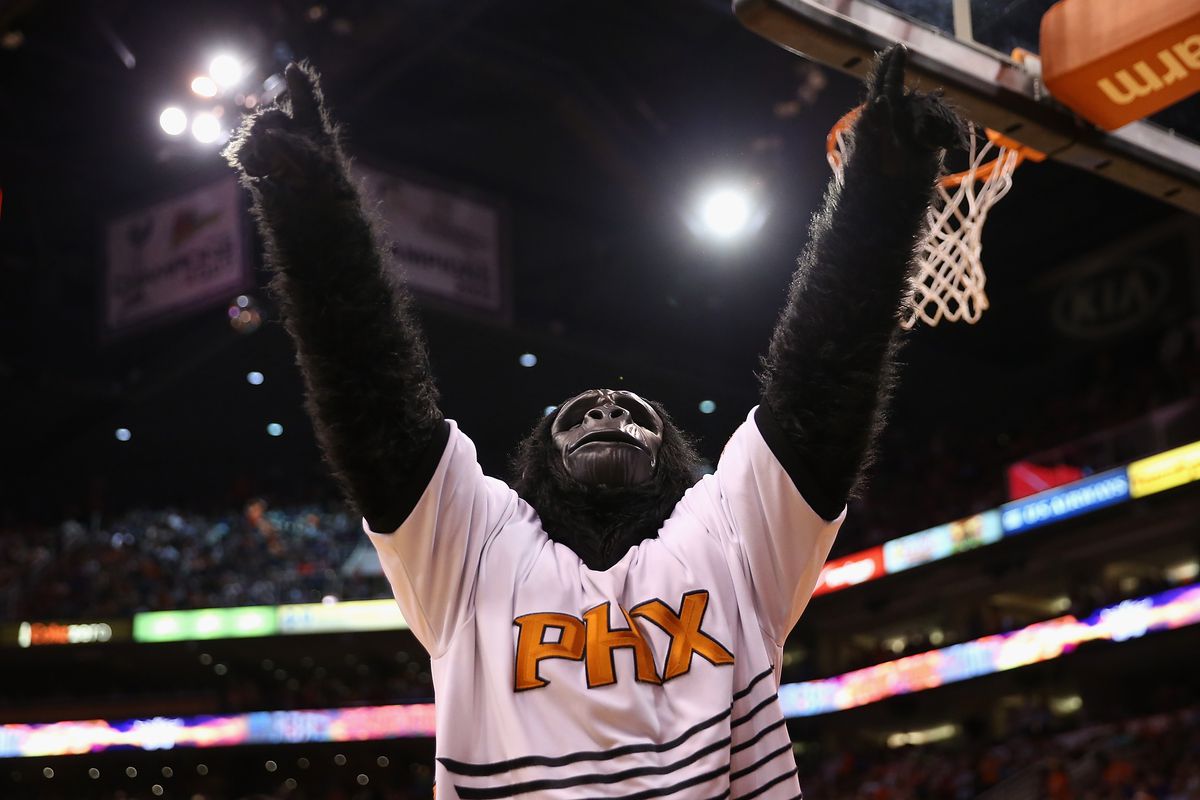 Memphis Grizzlies v Phoenix Suns