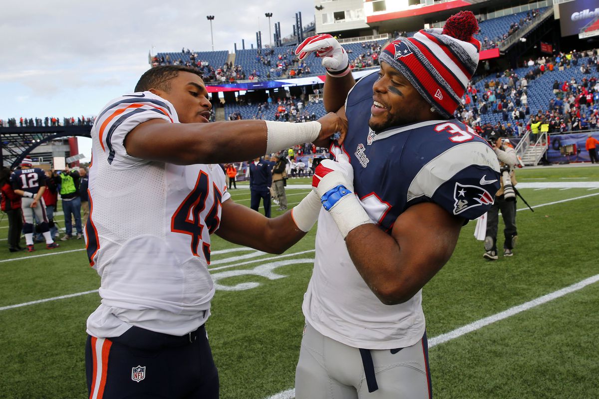 The Vereen Brothers played against each other in the NFL for the first time.