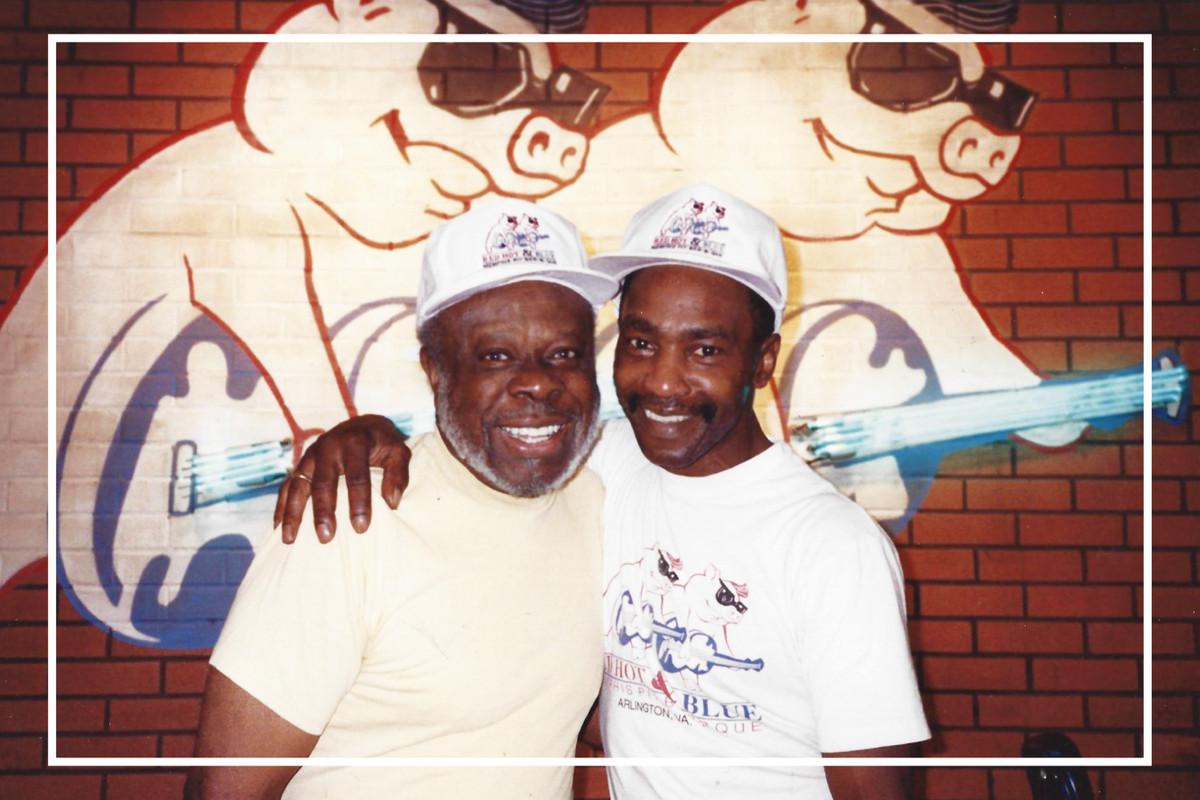 Red Hot &amp; Blue pitmaster Ernest “Sonny” McKnight, right, with musician Rufus Thomas