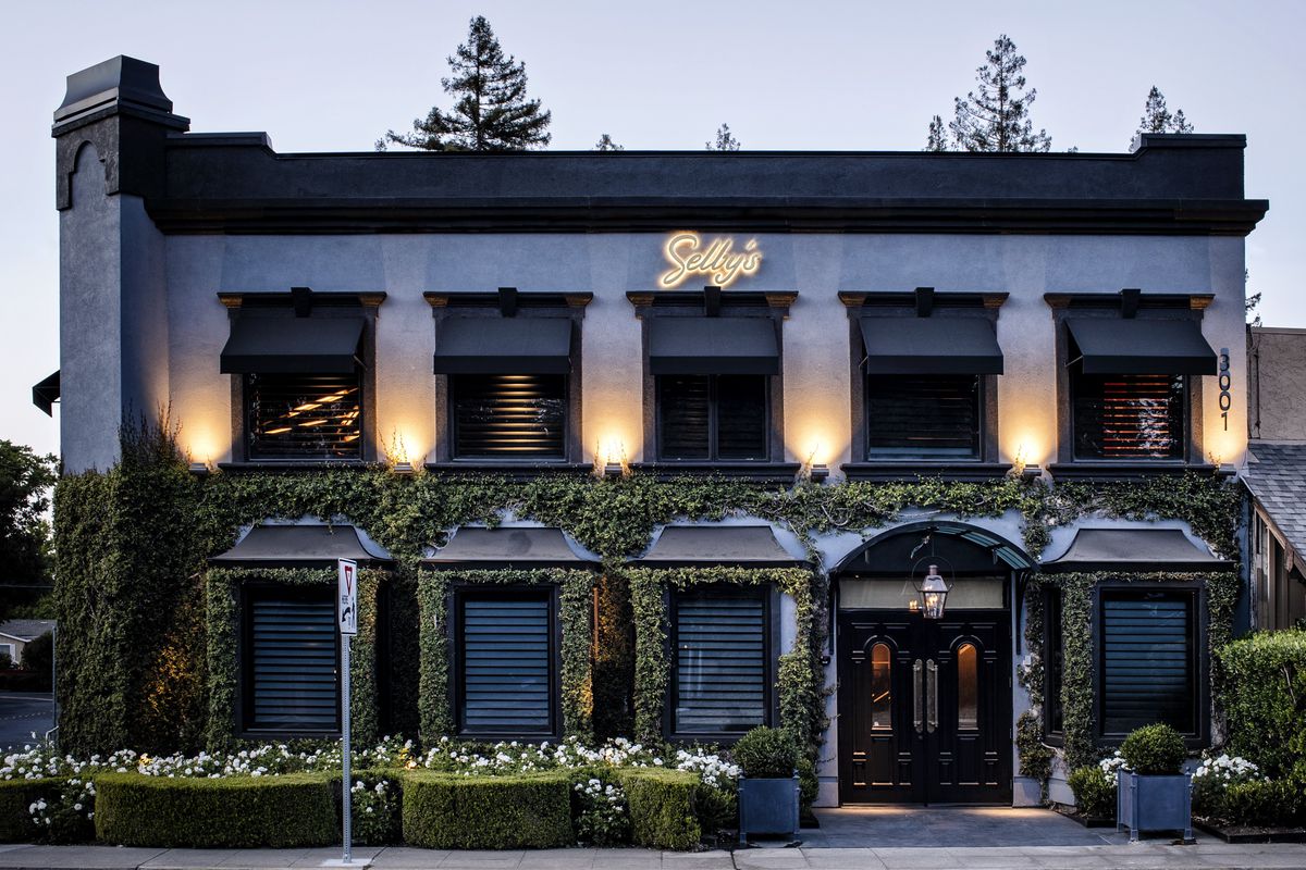 The ivy-covered exterior of Selby’s restaurant in Atherton
