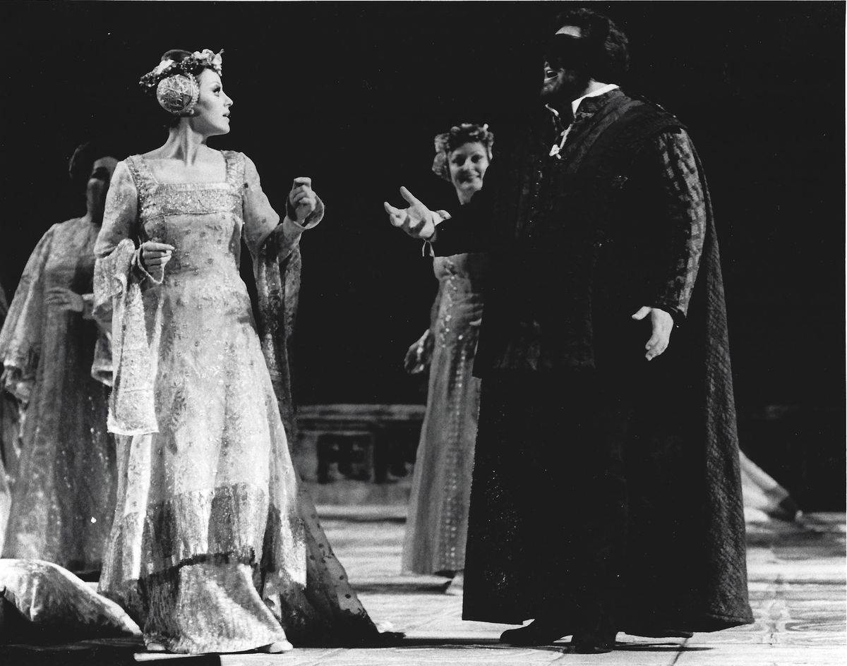 Ariel Bybee on stage with Luciano Pavarotti.