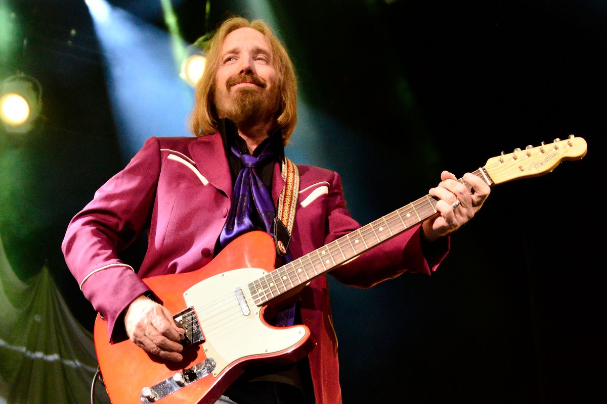 Tom Petty And The Heartbreakers Perform At The Viejas Arena