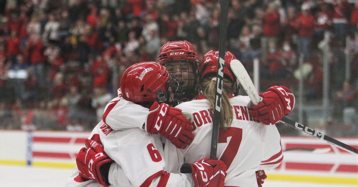 Wisconsin Badgers Face St. Thomas in WCHA Quarterfinal with Nine Named All-Conference
