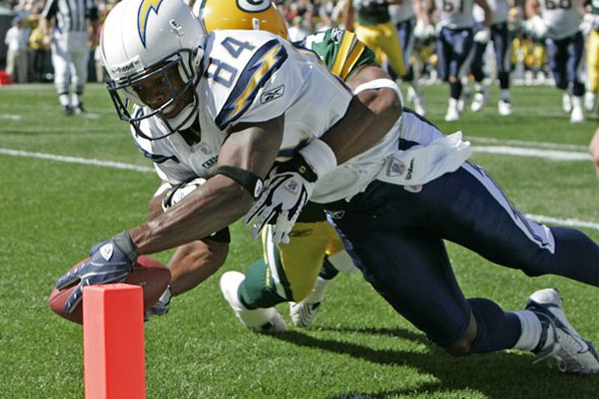 via <a href="http://prod.static.chargers.clubs.nfl.com/assets/images/imported/photos/images/gameday/2007/2007-09-24-week-3-chargers-at-packers/35050--nfl_large_590_Unlimited.jpg">prod.static.chargers.clubs.nfl.com</a>