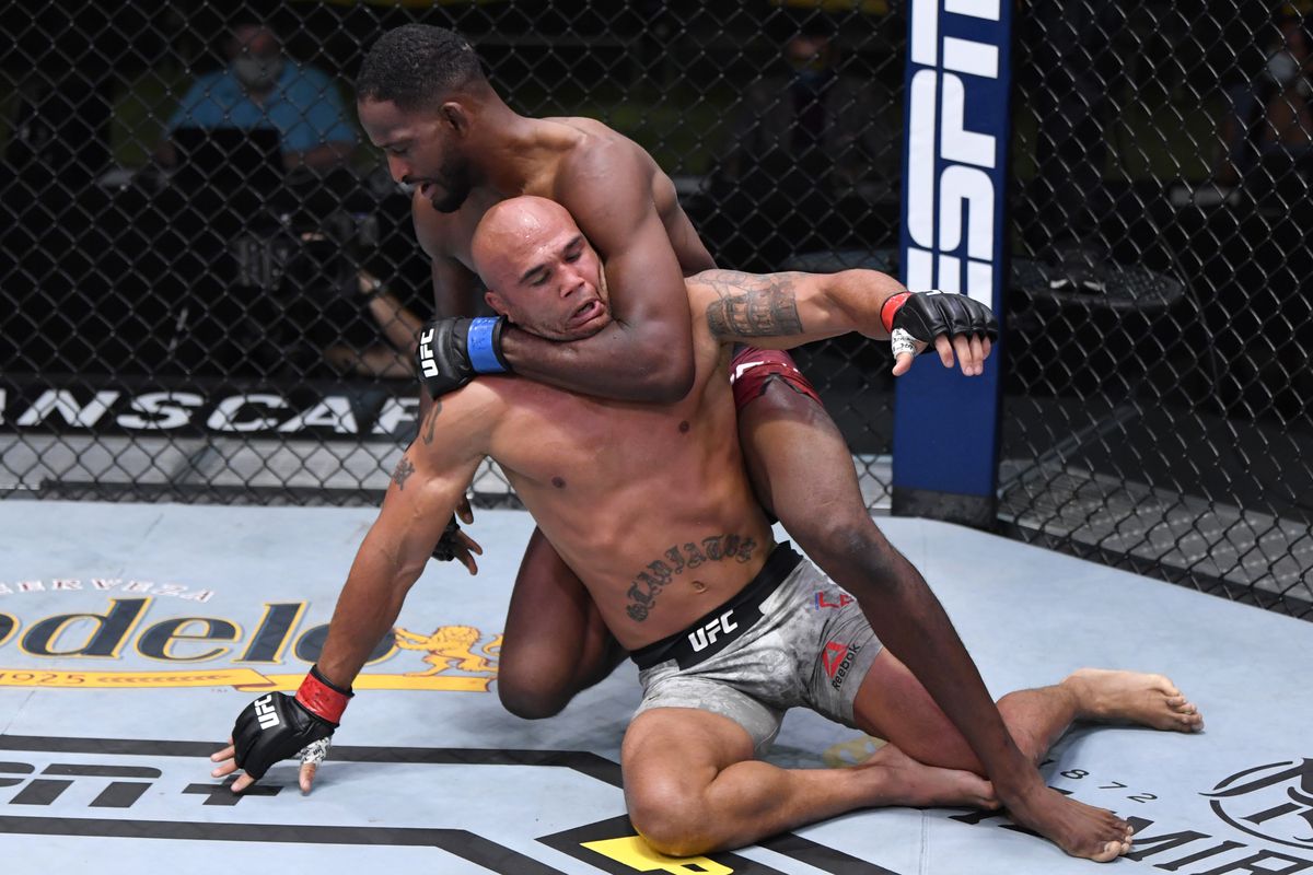 UFC Vegas 8 results: Neil Magny bloodies up Robbie Lawler in dominant  victory - MMAmania.com