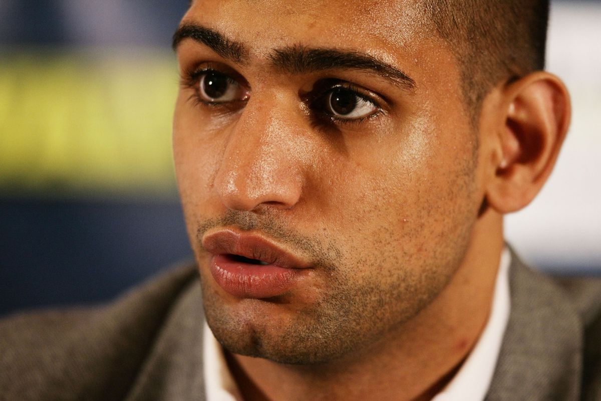 Amir Khan believes his friend and training partner Manny Pacquiao should consider retiring. (Photo by Brendon Thorne/Getty Images)