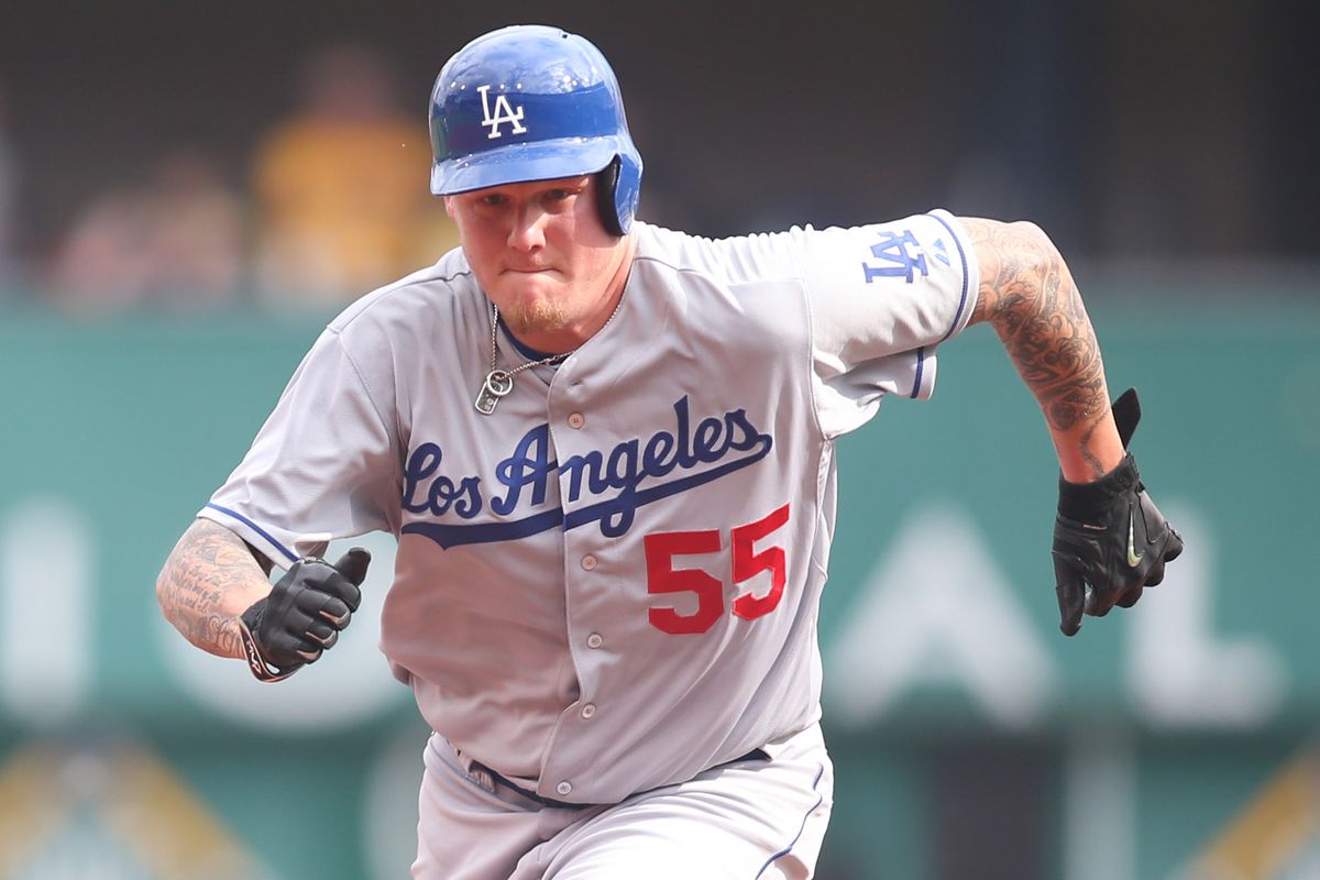 Mat Latos slides back in to the Dodgers rotation on Saturday.